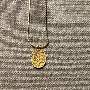 Brand New Gold Flower Charm Necklace